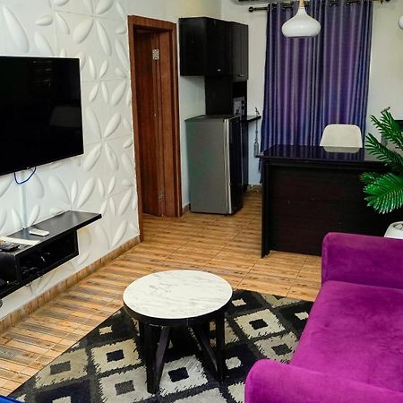 James Court Hotel & Luxury Apartments Лекки Экстерьер фото