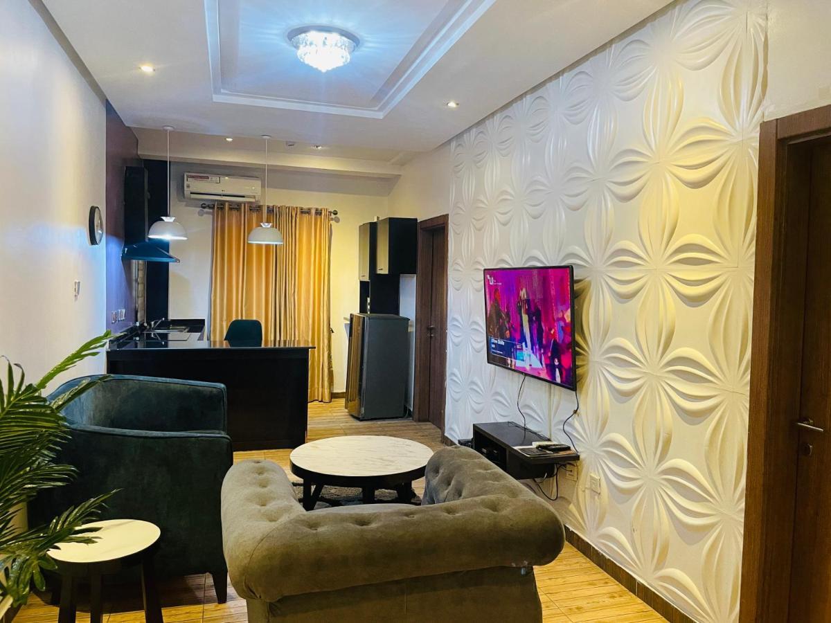 James Court Hotel & Luxury Apartments Лекки Экстерьер фото