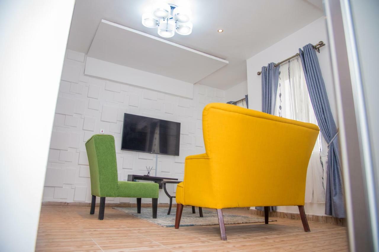 James Court Hotel & Luxury Apartments Лекки Экстерьер фото